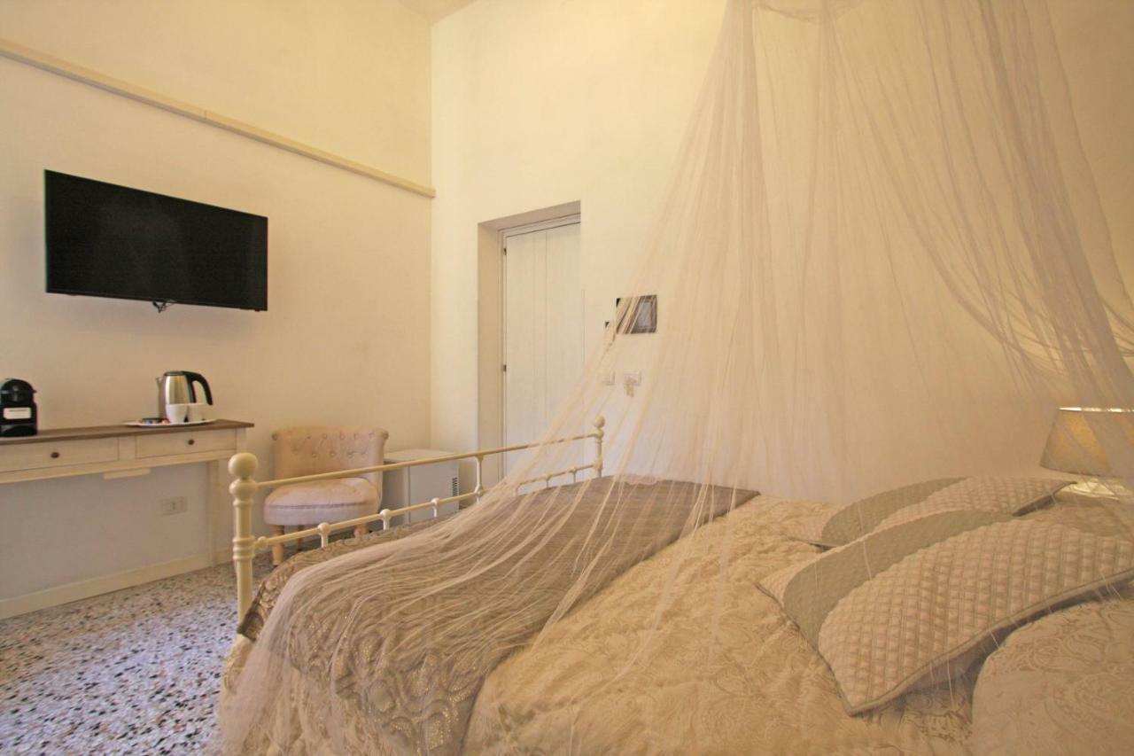 Monti Luxury Hotel Rome Exterior photo